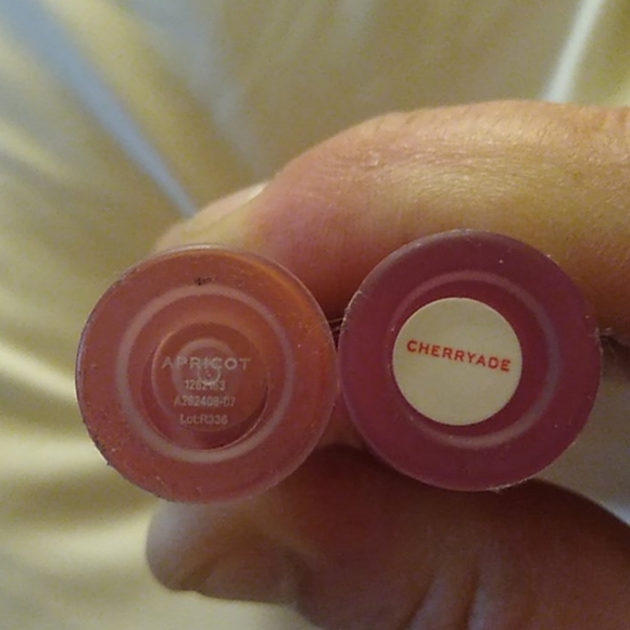 Lipstick - Picture 2 of 2